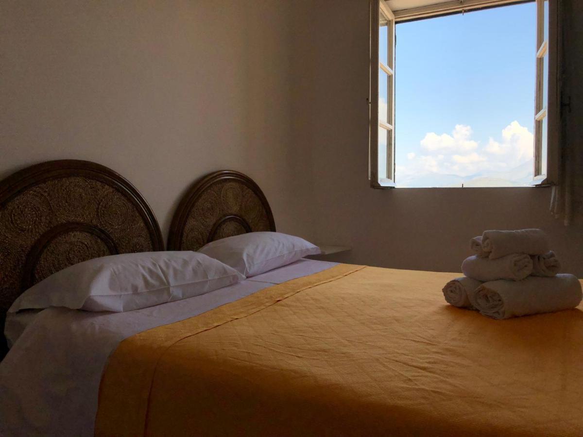 Il Vecchio E Il Mare Bed & Breakfast Gaeta Exterior photo